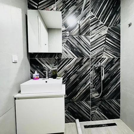Lejlighed Minimal Vintage Apartment, Delta Hospitality